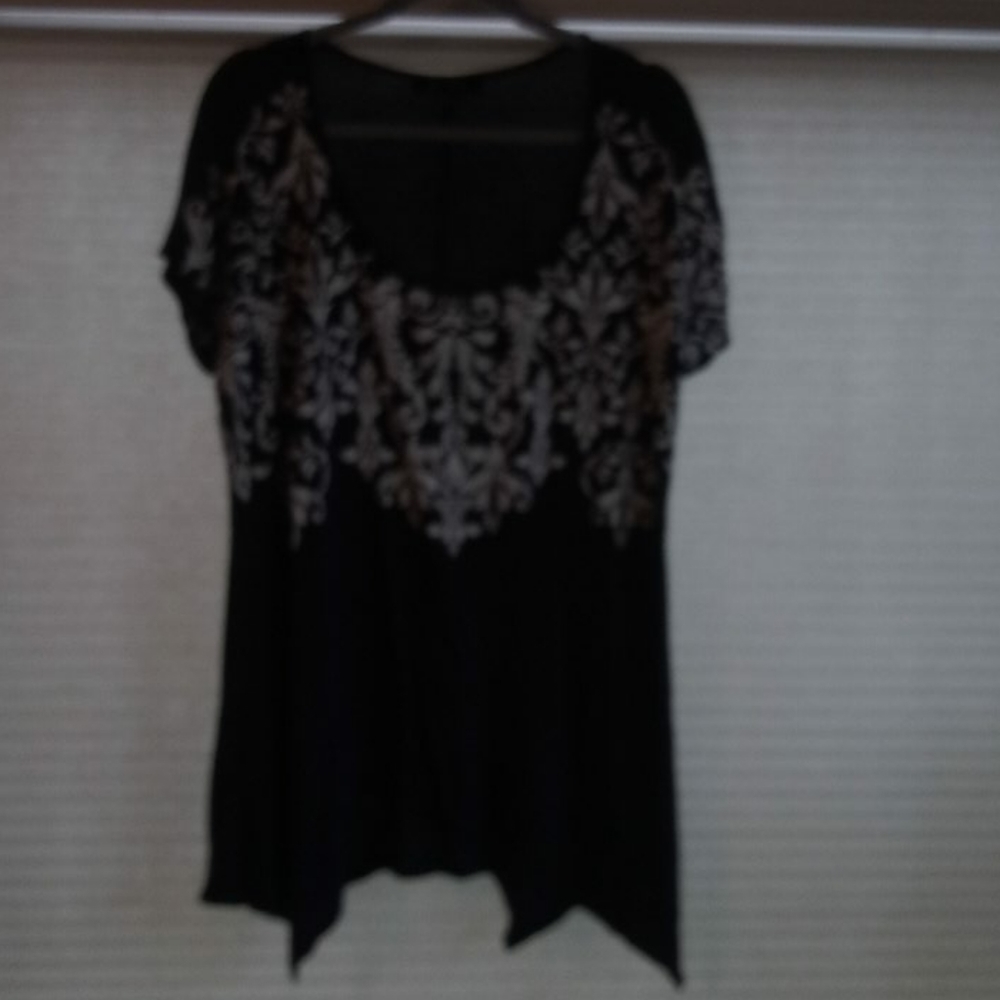 Long cap sleeve top